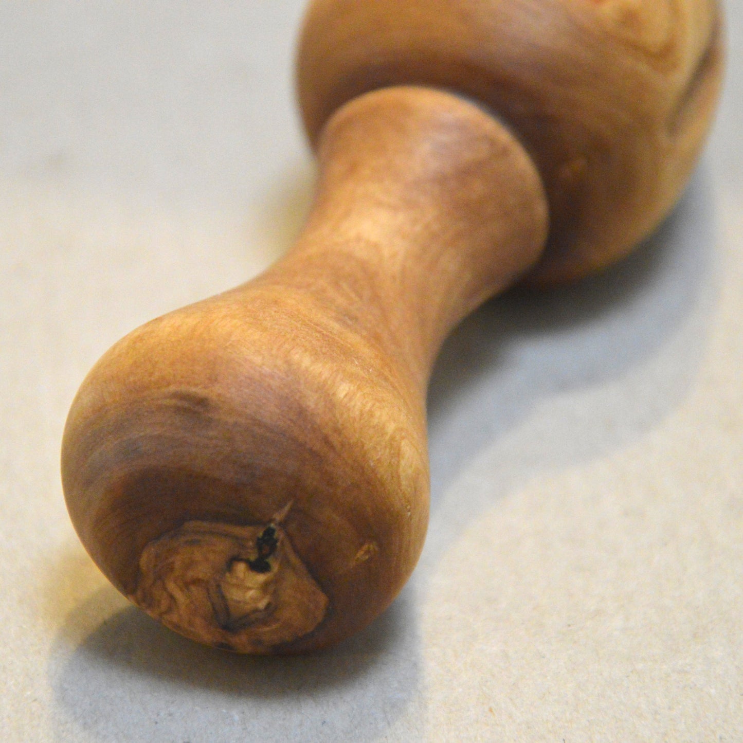 Zitruspresse aus Olivenholz